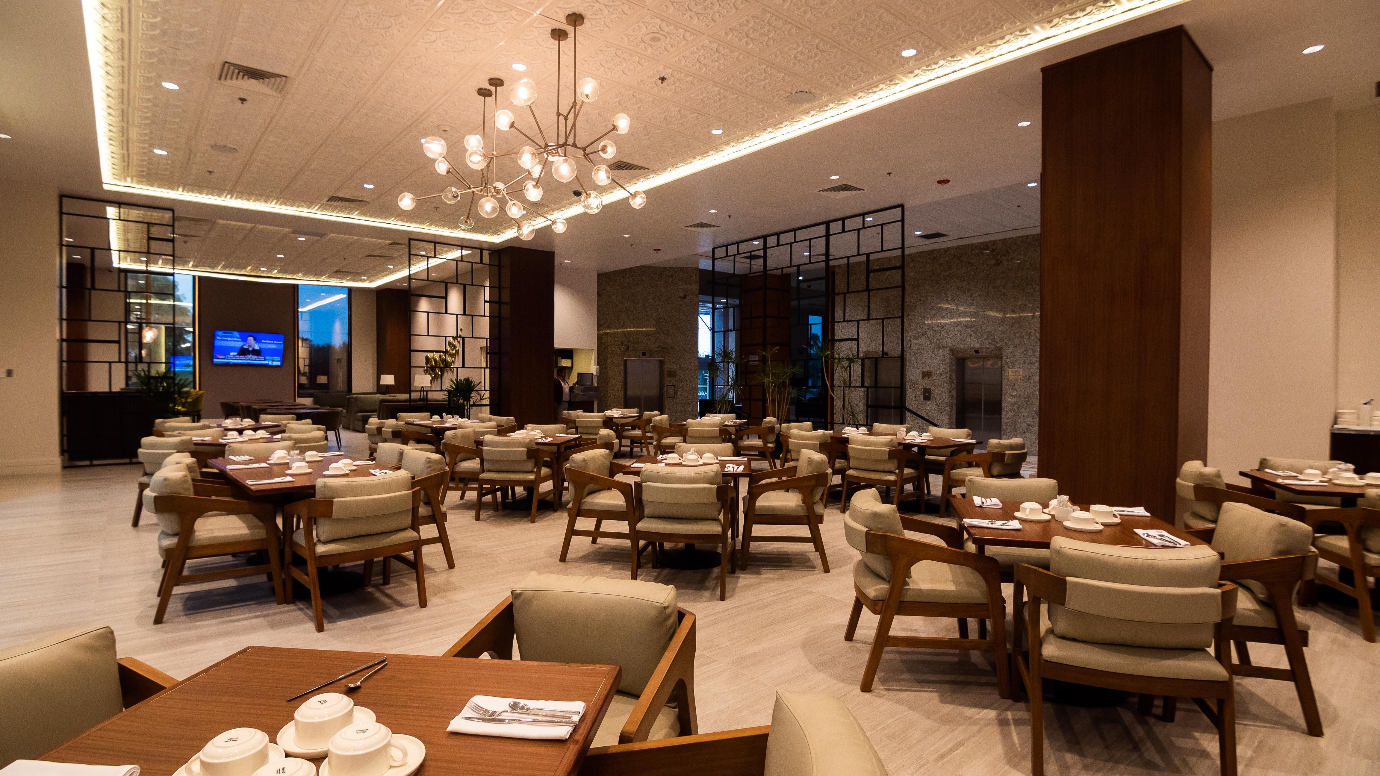 Best Western Plus Nuevo Laredo Inn & Suites Екстериор снимка